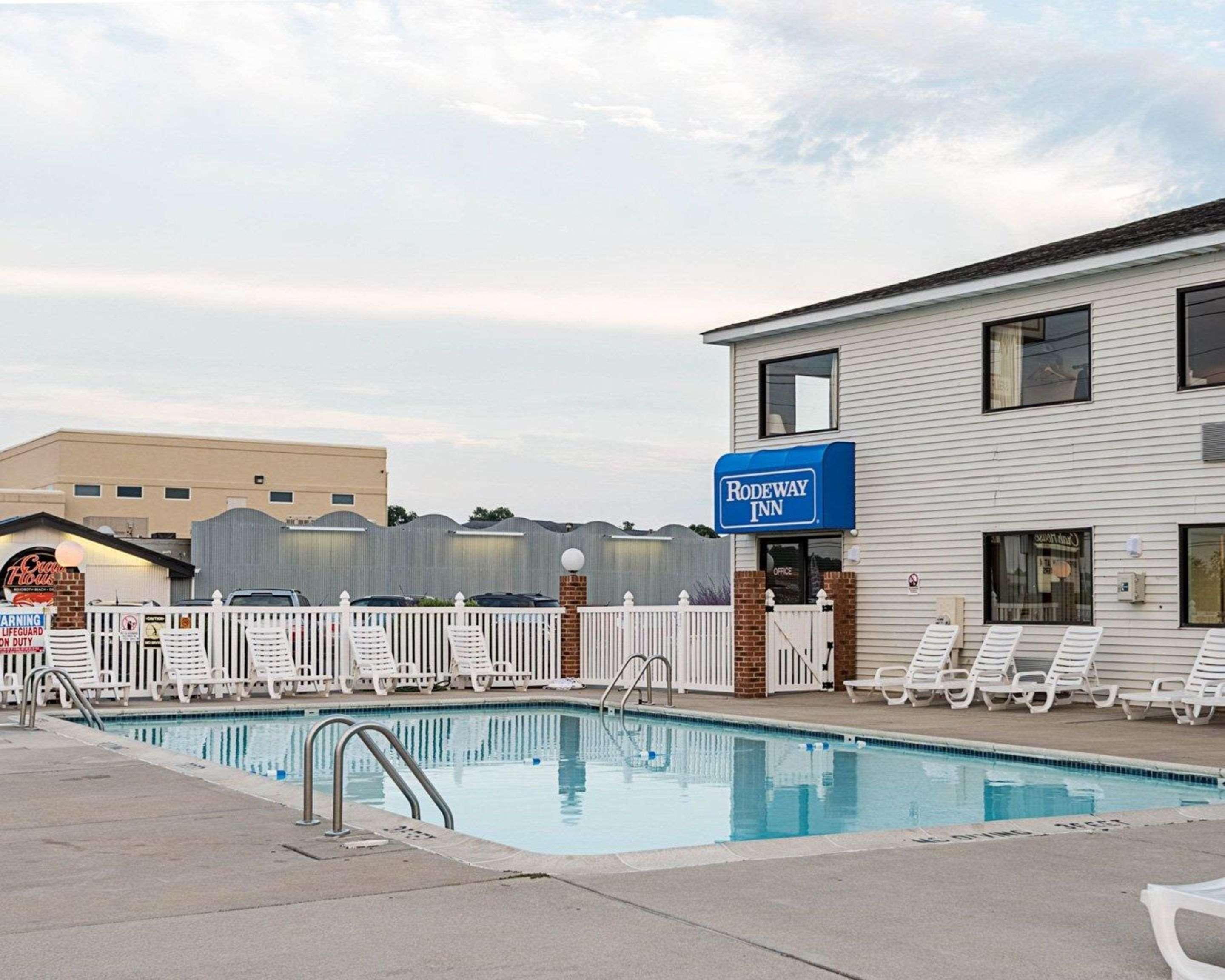 Rodeway Inn & Suites Rehoboth Beach Exterior photo