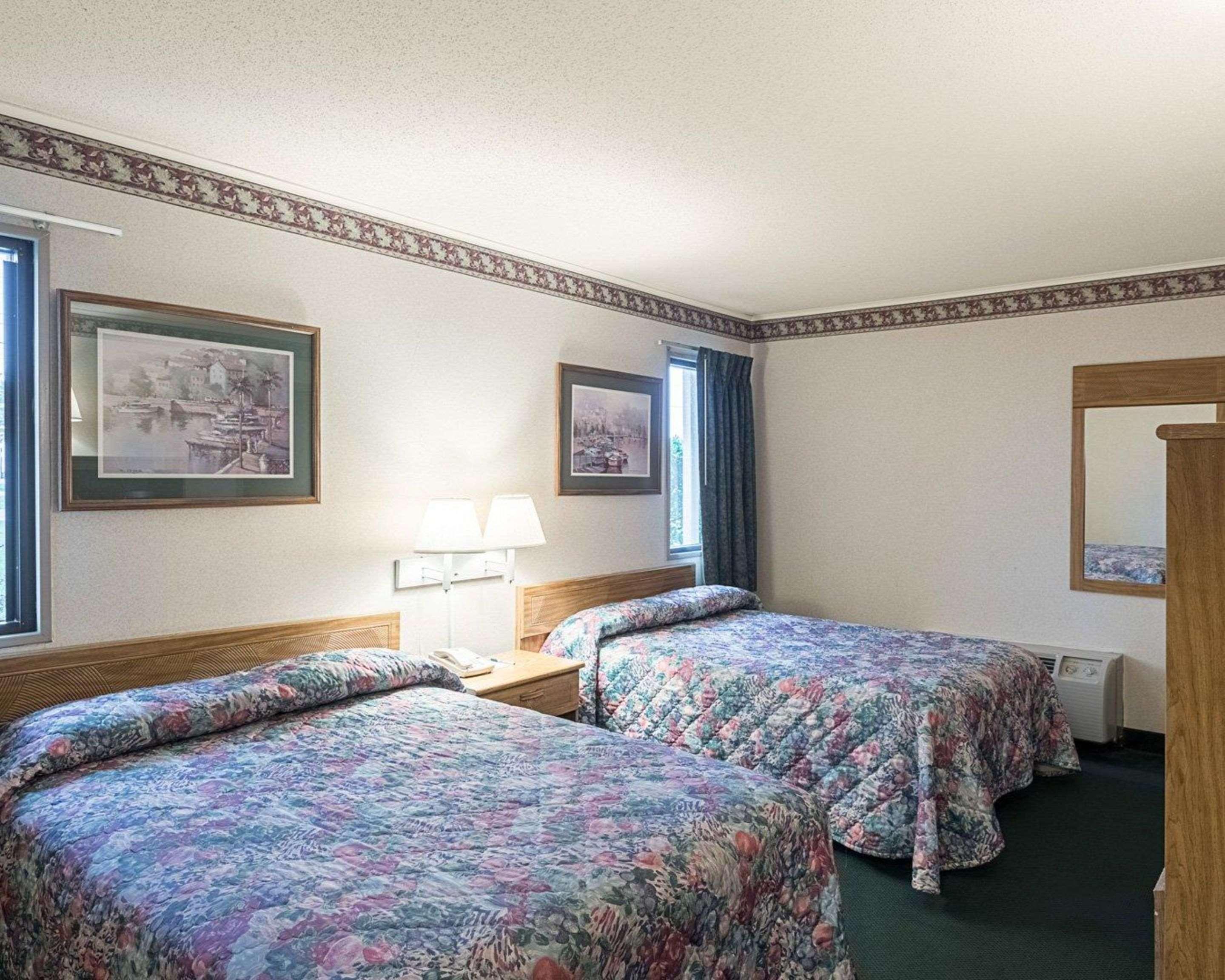 Rodeway Inn & Suites Rehoboth Beach Exterior photo