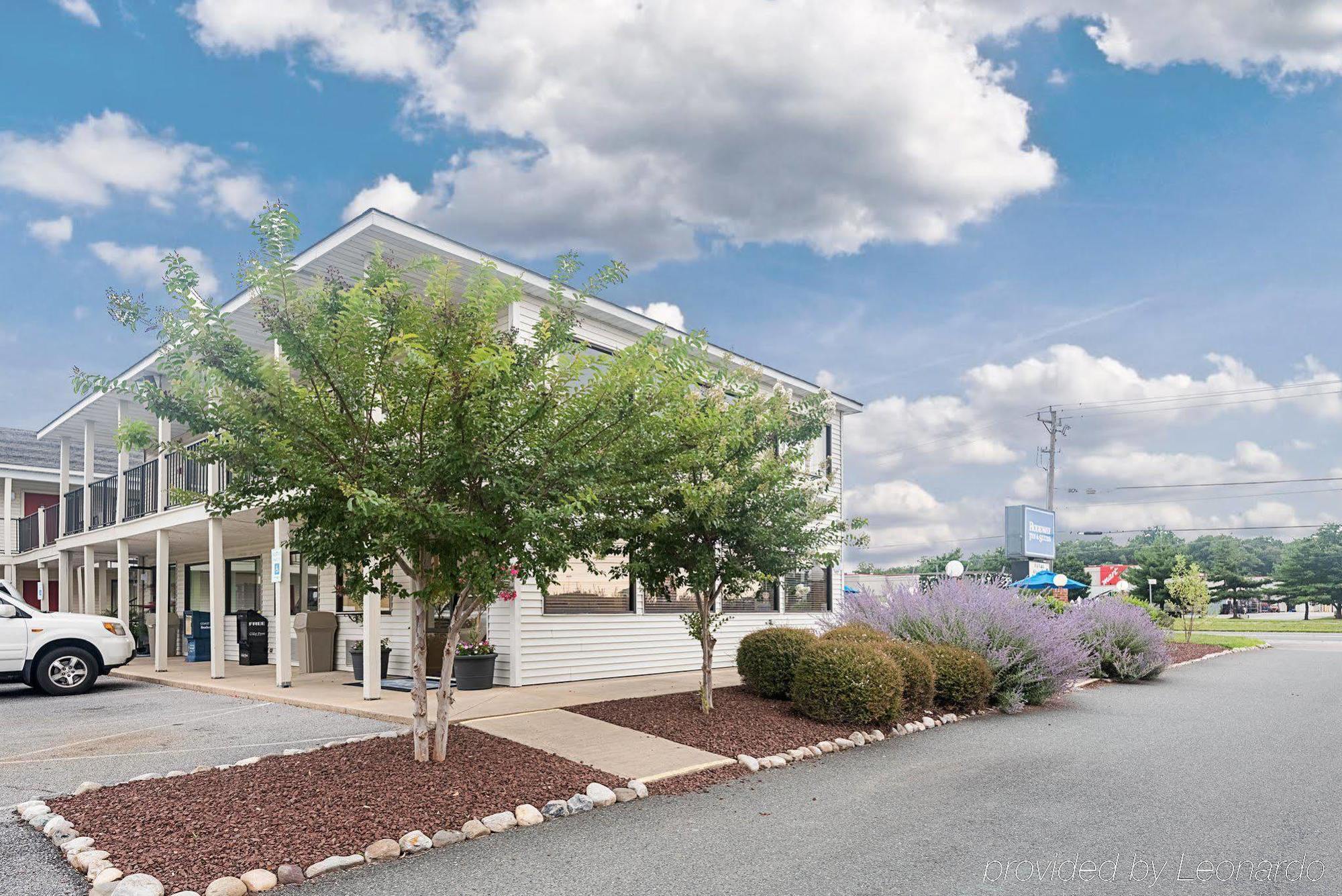 Rodeway Inn & Suites Rehoboth Beach Exterior photo