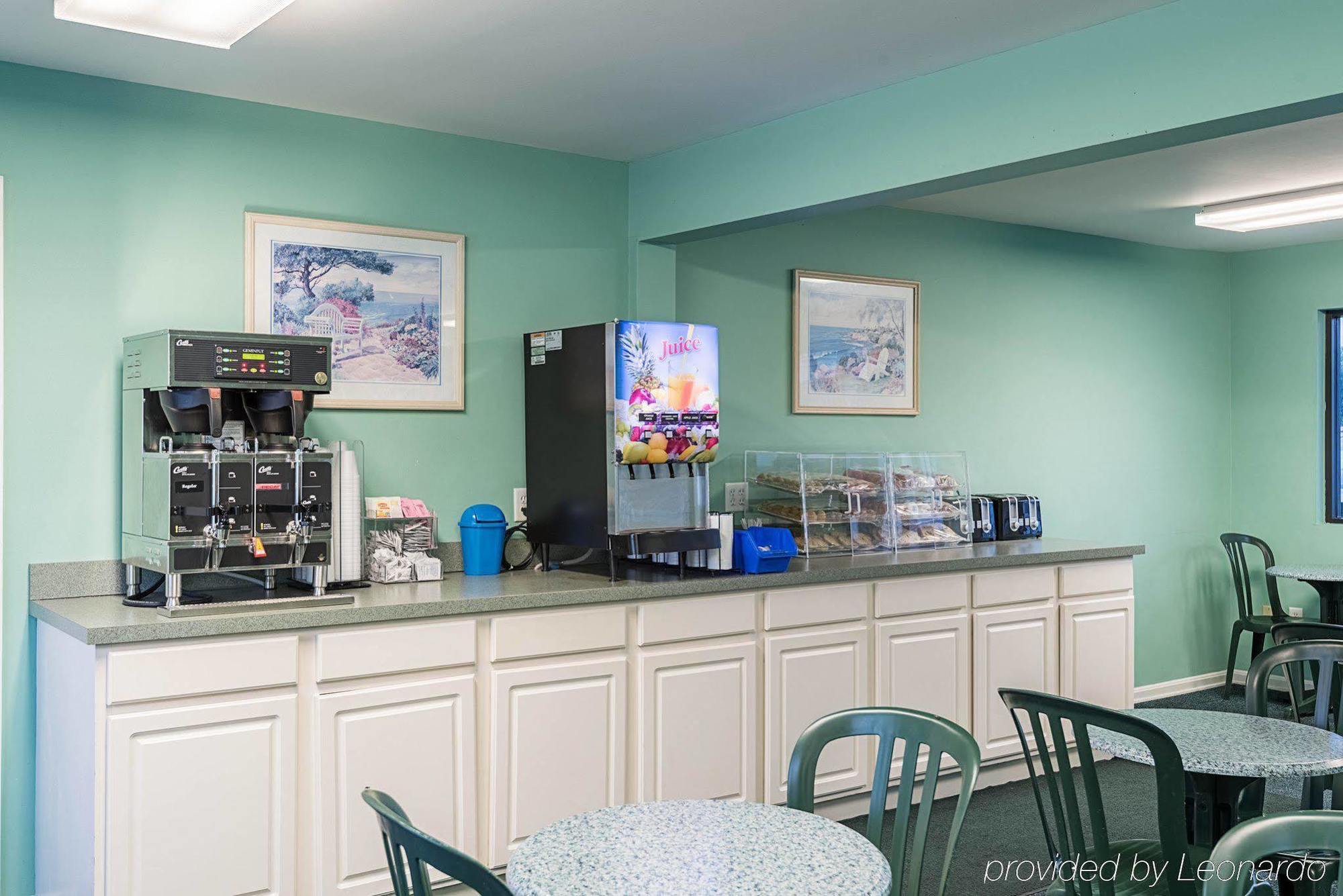 Rodeway Inn & Suites Rehoboth Beach Exterior photo